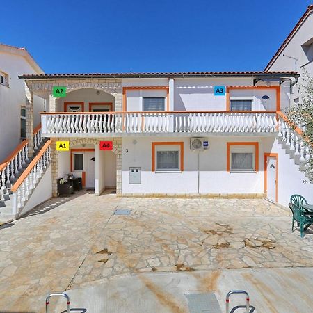 Apartments Marino Vir Ngoại thất bức ảnh