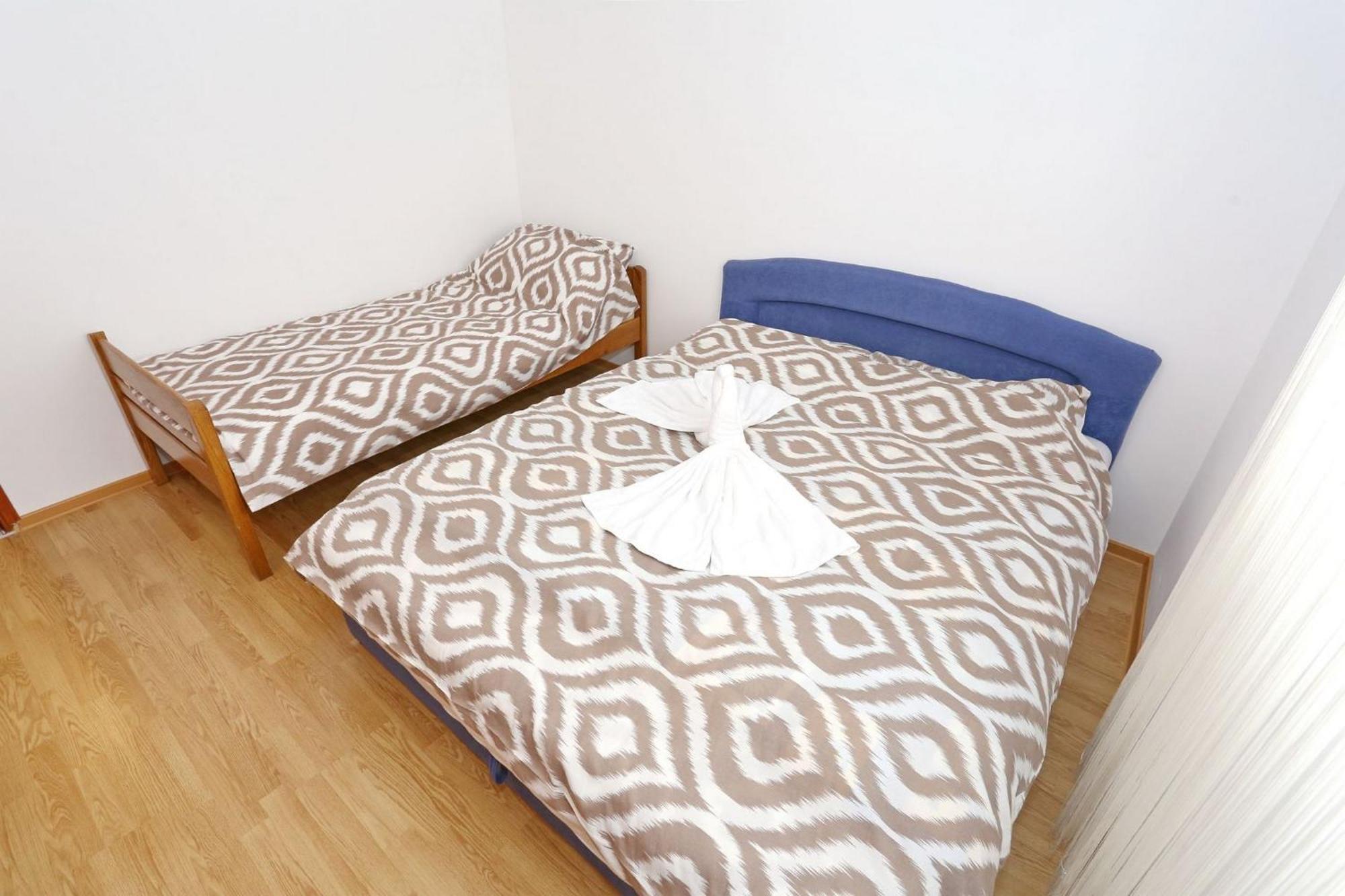 Apartments Marino Vir Ngoại thất bức ảnh