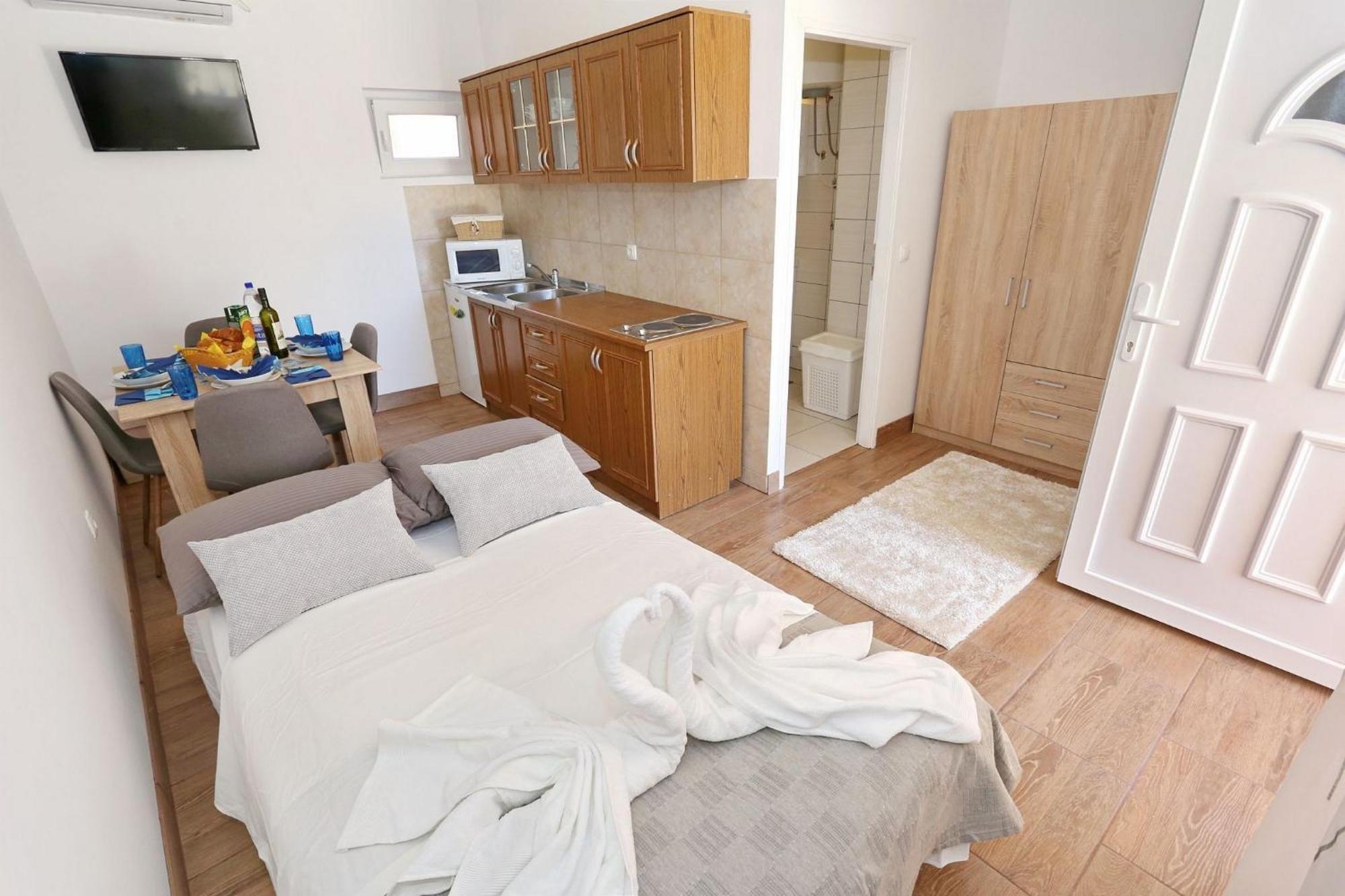 Apartments Marino Vir Ngoại thất bức ảnh